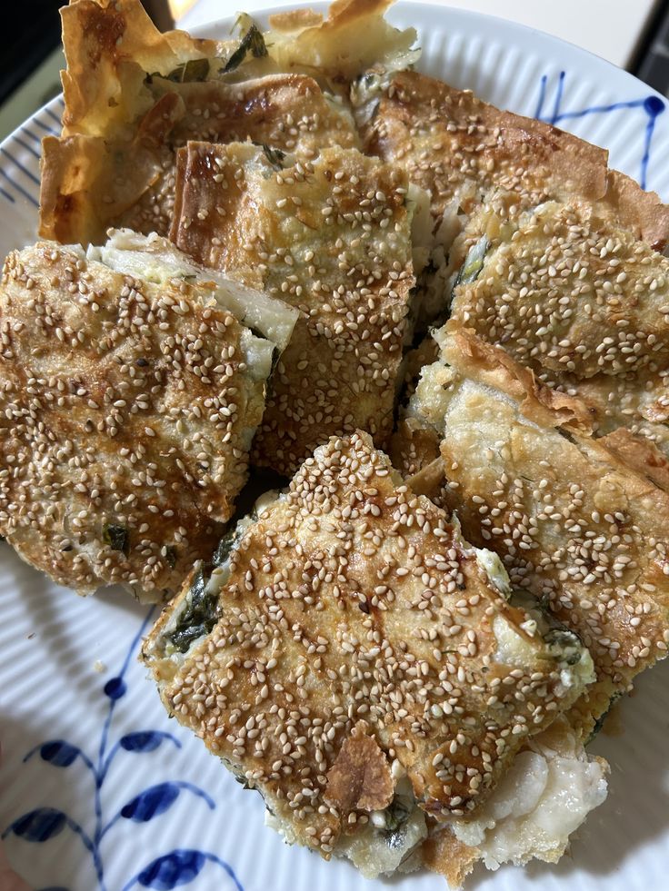 Börek with Spinach & Feta (4 pieces) - Image 2