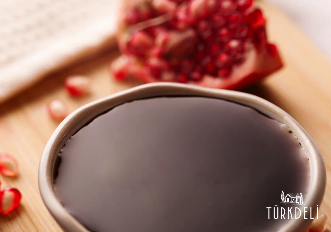 Turkdeli %100 Pomegranate Syrup 330g - Image 3